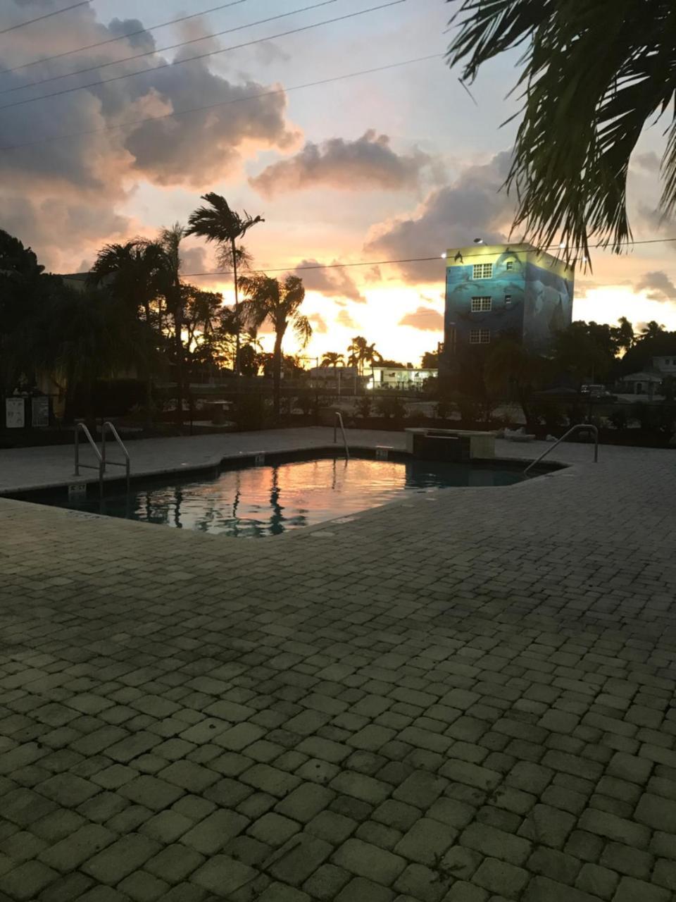 Key Largo Inn Buitenkant foto